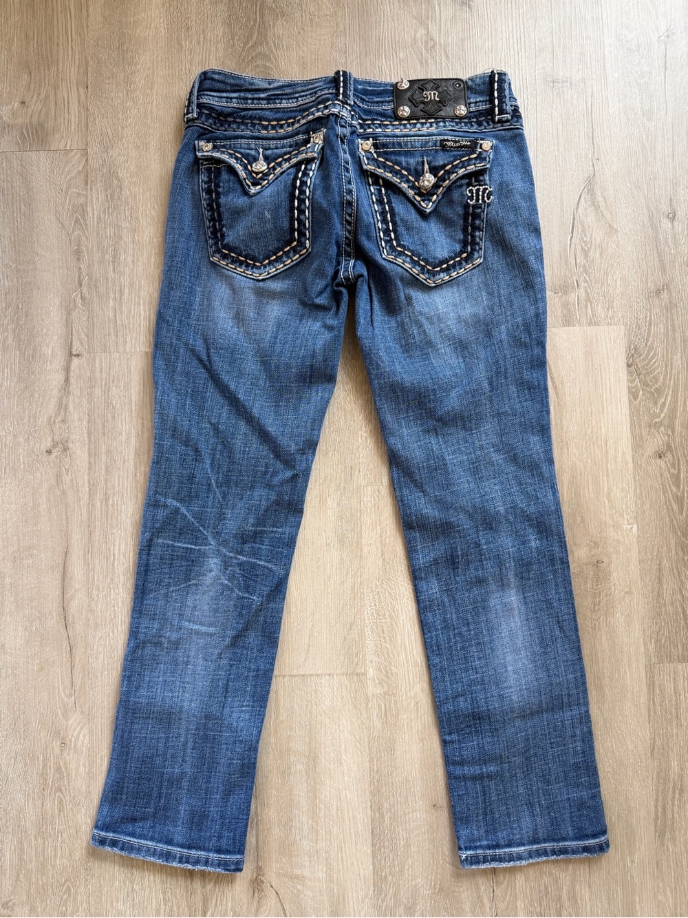 Miss Me Cropped Signature Blue Women's Jeans 28 - Picture 2 of 4